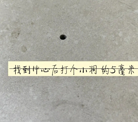 龙川瓷砖空鼓维修公司专业解答在瓷砖铺贴过程中，如果砂料搅拌不均匀，将会带来以下问题